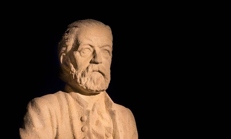 The,Stone,Statue,Of,The,Famous,Czech,Composer,Bedrich,Smetana.