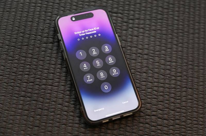 Smartphone’s,Number,Lock,Screen,,Symbolizing,Digital,Security,And,Access,Control