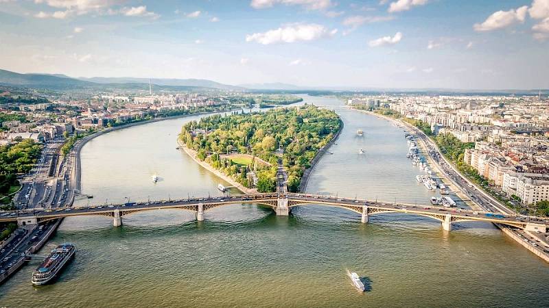Margaret Island, ležící uprostřed Dunaje