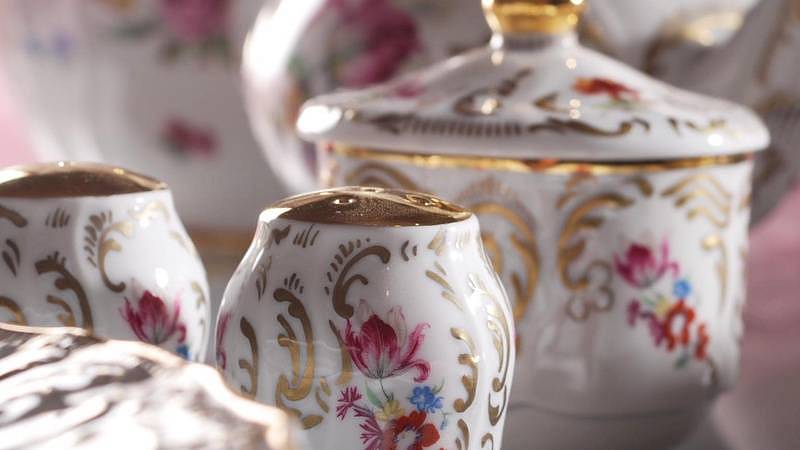 starožitný porcelán