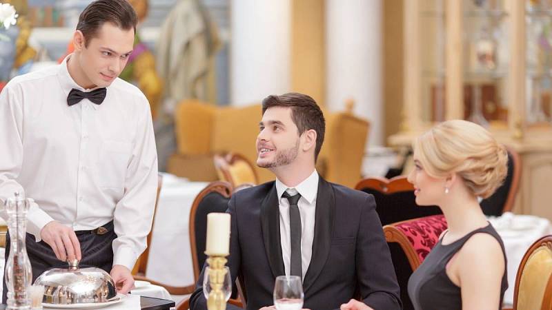 v restauraci