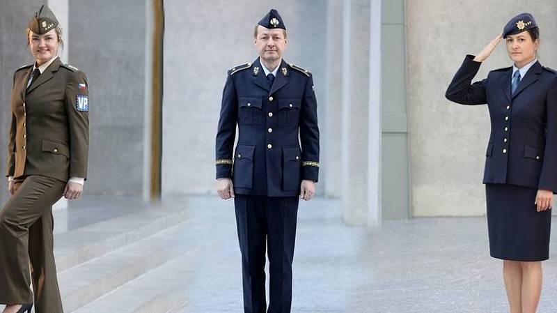 Nové stejnokroje České armády