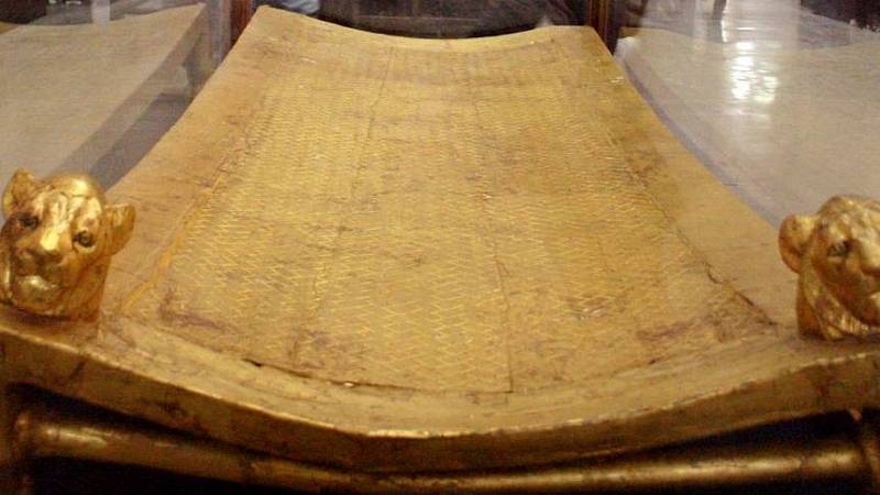 Tutanchamonova postel