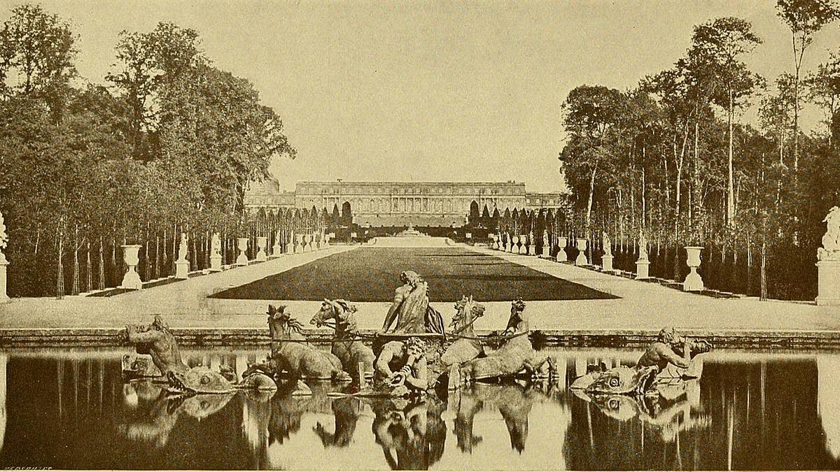 Zámek ve Versailles je skvost. Žít na něm za časů krále Ludvíka IV. byste ale asi nechtěli