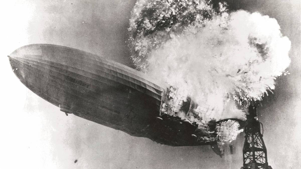 Hindenburg a jeho zkáza. 34 sekund hrůzy, které změnily letecký průmysl