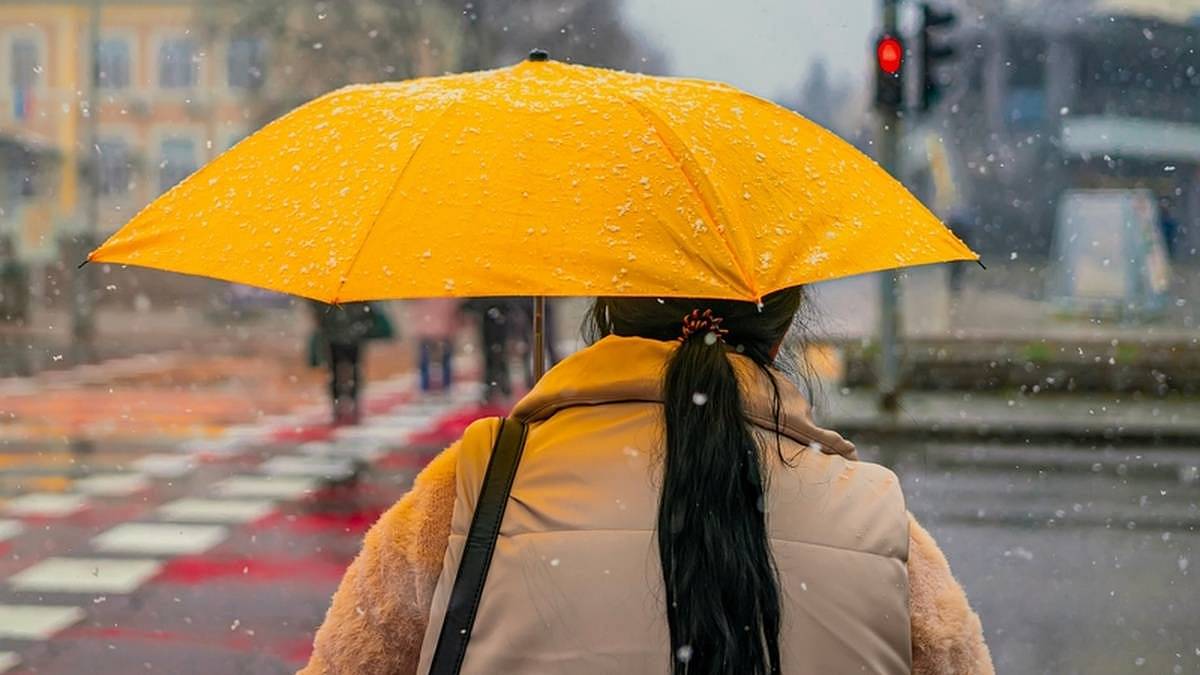 Po posledních teplých dnech přijde zima a déšť. Proprší i příští týden