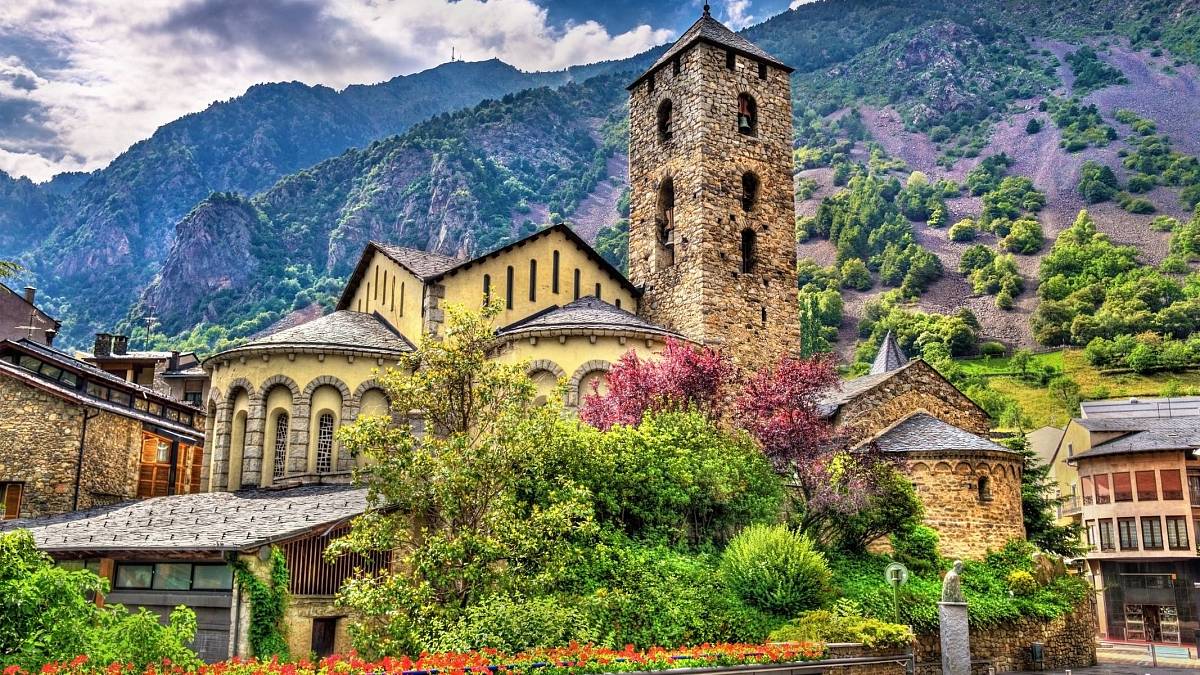 Andorra je plná tajemných míst. Škoda, že ji Češi ještě neobjevili. Engolasters láká nejvíc