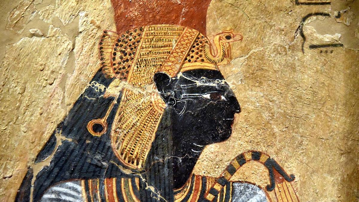 Ahmose-Nefertari: „Božská manželka Amona“ byla mocí rovna faraonovi a po smrti zbožštěna a uctívána