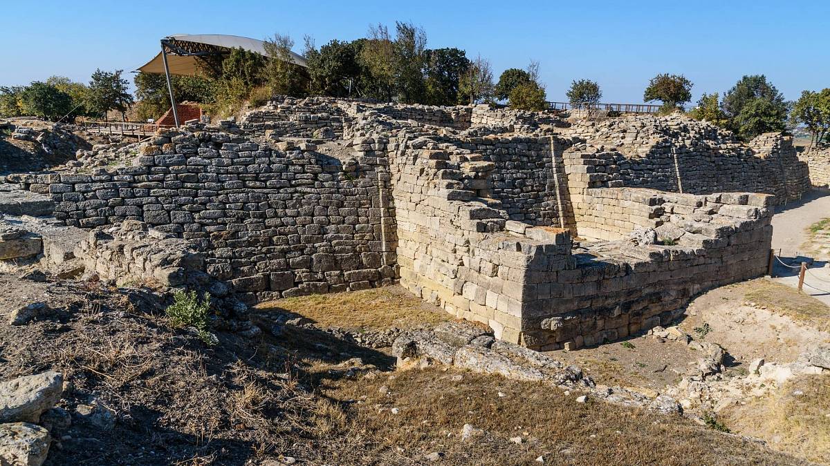 Bavorská Trója: Archeologové našli unikátní zeď, kde mohli být obětováni lidé