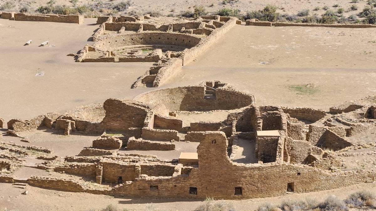 Fenomenální kultura Chaco stavěla několikapatrová města a striktně přímé dálnice na velké vzdálenosti