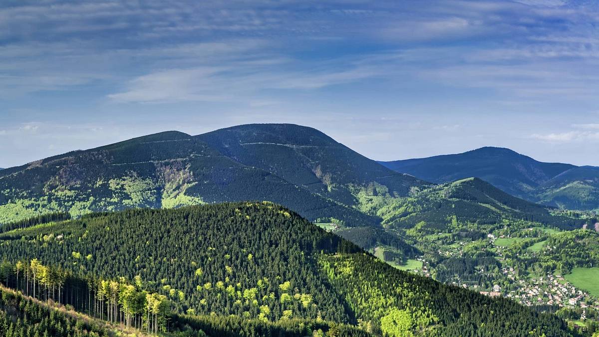 Tento malebný kraj v Česku vás okouzlí krásou hor, čistých potoků a historických vesnic
