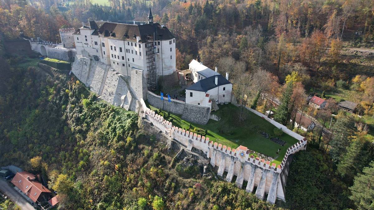 Šlechtici, kteří se zaprodali ďáblu: Jejich honosné paláce si vyžádali obrovskou daň Šlechtici, kteří se zaprodali ďáblu: Jejich honosné paláce si vyžádali obrovskou daň