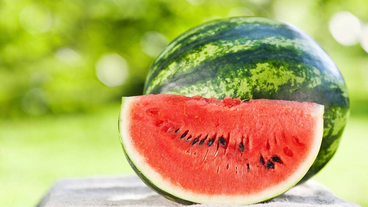 Melouny sladké jako cukr: Přidejte 1 lžíci tohoto domácího urychlovače a sklizní budete překvapeni