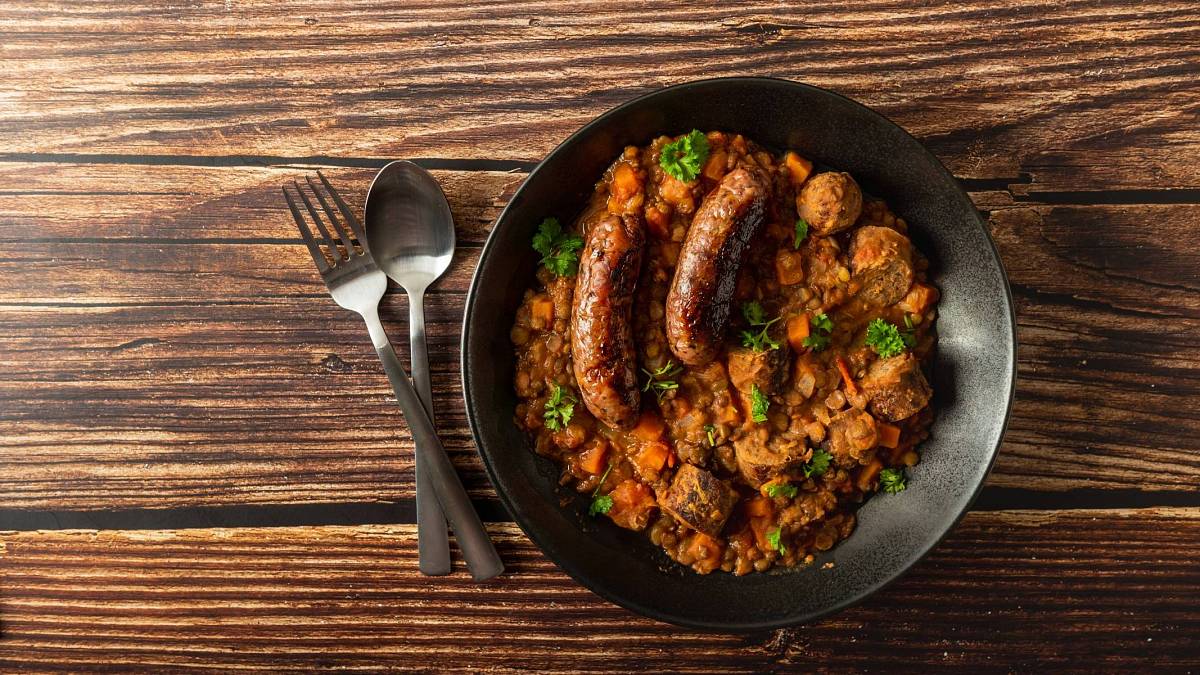 Za bolševika za 3 koruny oběd. Dnes za to nedostanete ani rohlík s máslem