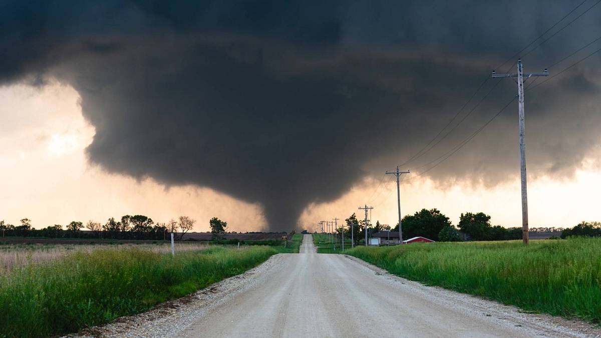 Jak poznat riziko tornáda dřív, než udeří. Tohohle si všímají i meteorologové