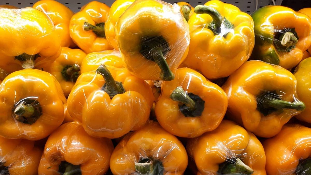 Papriky za polovic, sladký meloun a moře těstovin: Lidl se utrhl ze řetězu