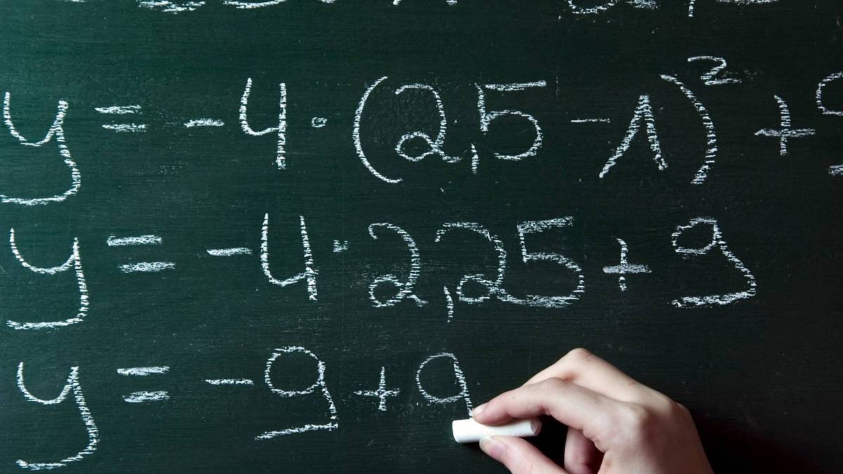 Tohle většina lidí pokazí a ani neví proč. 3 + 6 × 2 – 4 vás prověří líp než učitel