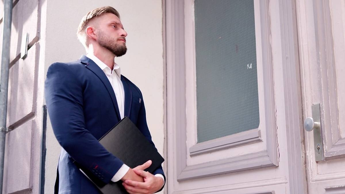 PODVOD:Kontrolujeme vám důchod, ověřujeme informace, otevřete dveře