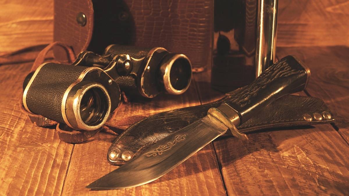 Poklad v zapomenutém šuplíku: Lovecké nože, které stojí tisíce