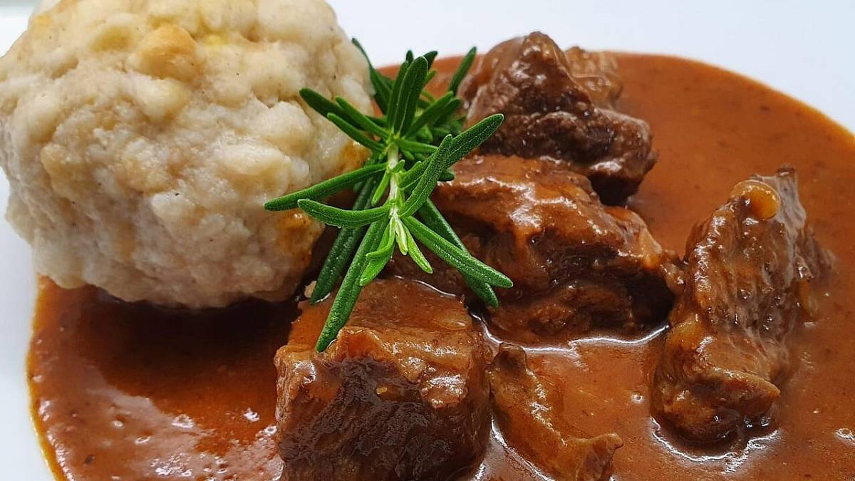Zdravější a chutnější: Přírodní zahuštění guláše díky kolagenu