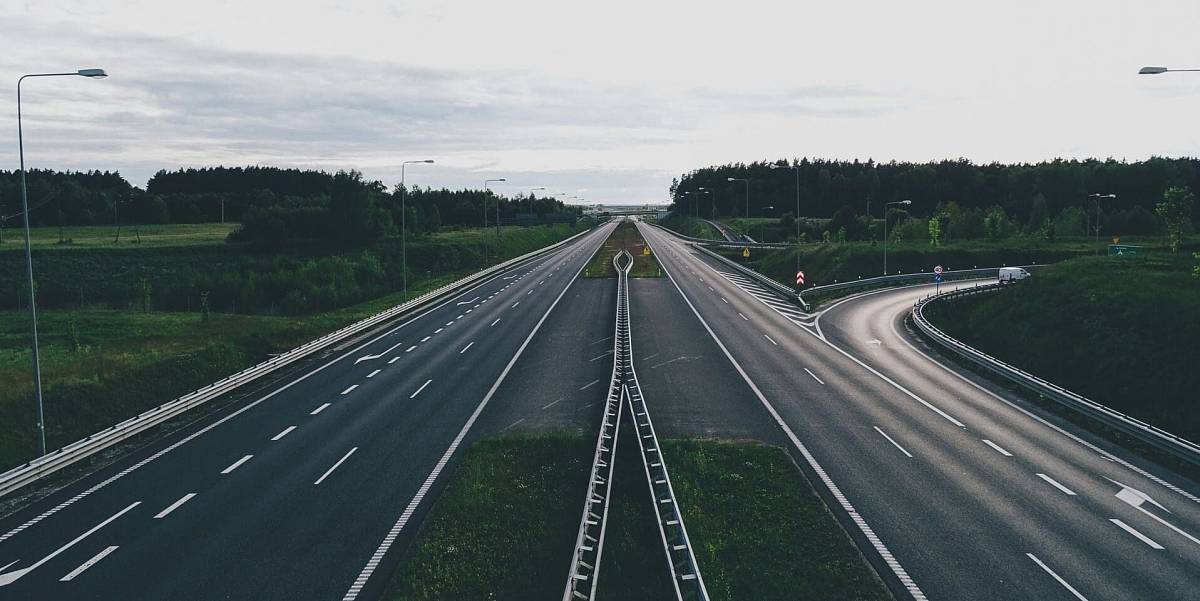 Jaká bude cena dálničních známek na rok 2027?