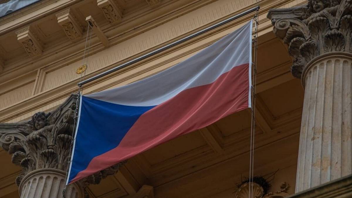 Jakou výplatu musí mít Čech, aby si mohl žít jako průměrný obyvatel Západní Evropy. Vyšlo moc smutné číslo