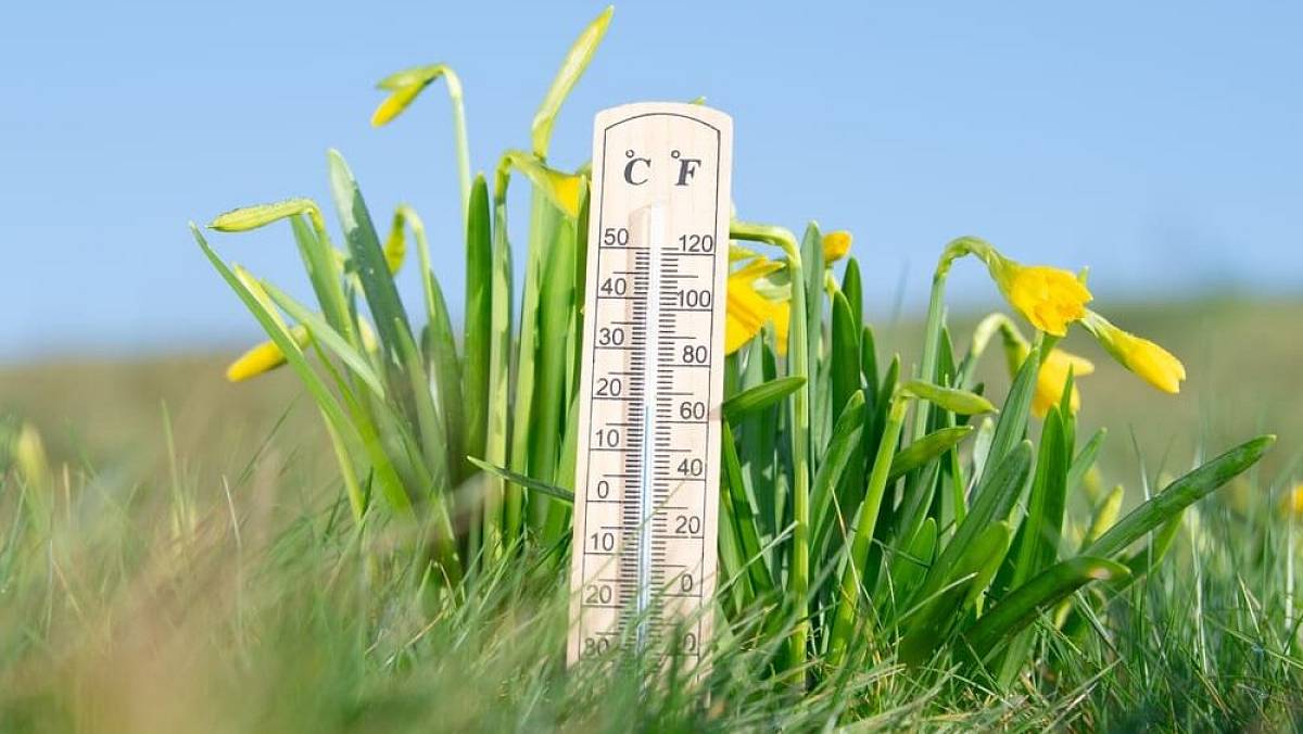 Počasí udělá tento týden zásadní otočku. Meteorologové varují především starší a nemocné