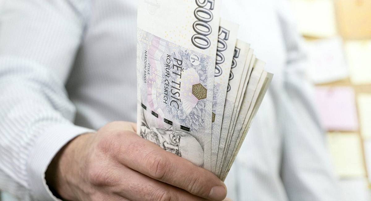 Jaká je průměrná mzda v Praze? Z obrovského rozdílu proti zbytku republiky spadne čelist