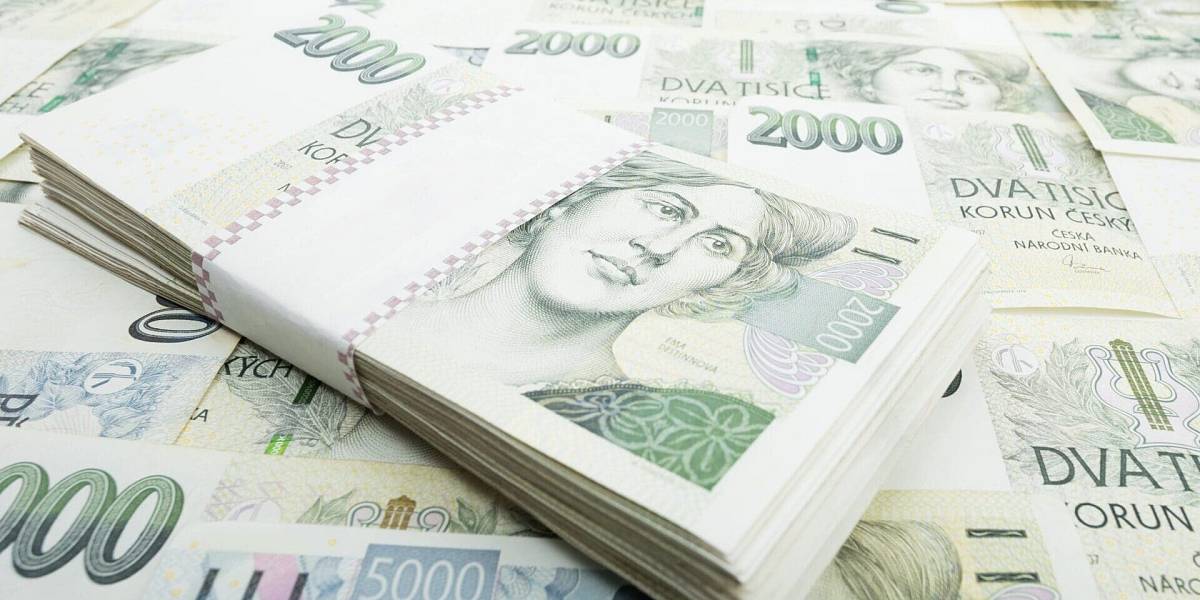 Tuto atypickou dvoutisícovku běžně vydávají bankomaty po celém Česku. Má až desetinásobnou hodnotu