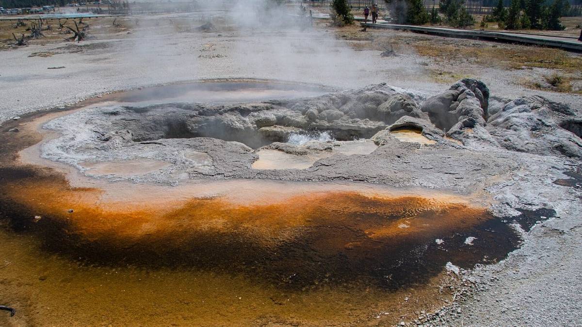 Tikající bomba, nebo neškodný obr? Pravda o supervulkánu Yellowstone, která vám nedovolí spát