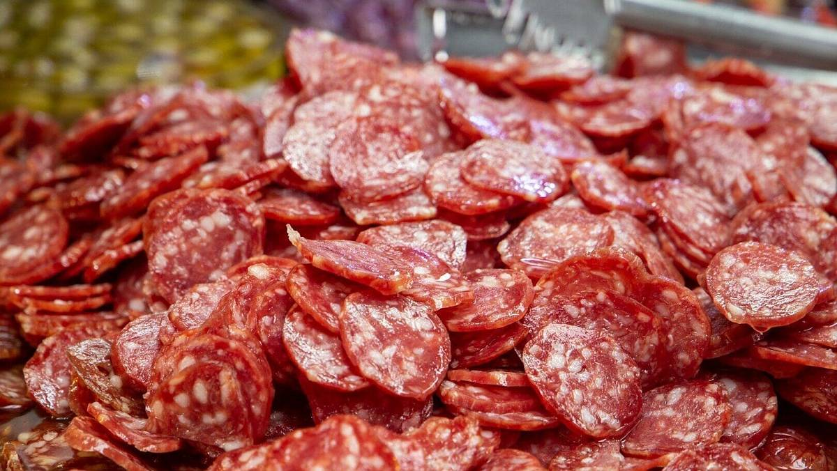 Které potraviny obsahují nejvíc sodíku: Uzeniny, instantní jídla i sterilovaná zelenina