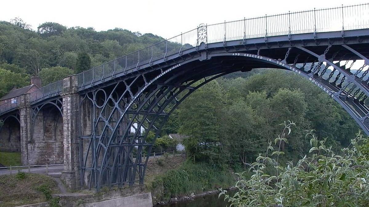 Předběhl svou dobu o desítky let. Litinový most přes Severn se stal symbolem průmyslové revoluce