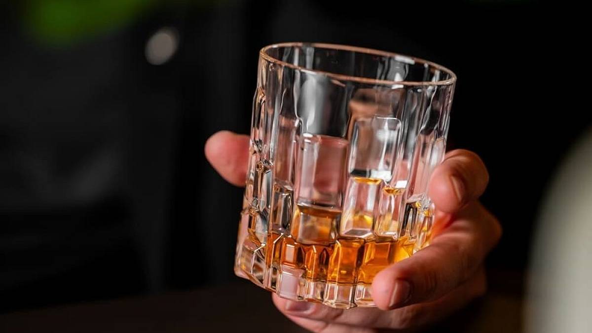 Za Husáka jsme z nich pili všichni. Kdo je nerozbil a má celou sadu, může chtít 6 000 Kč na ruku