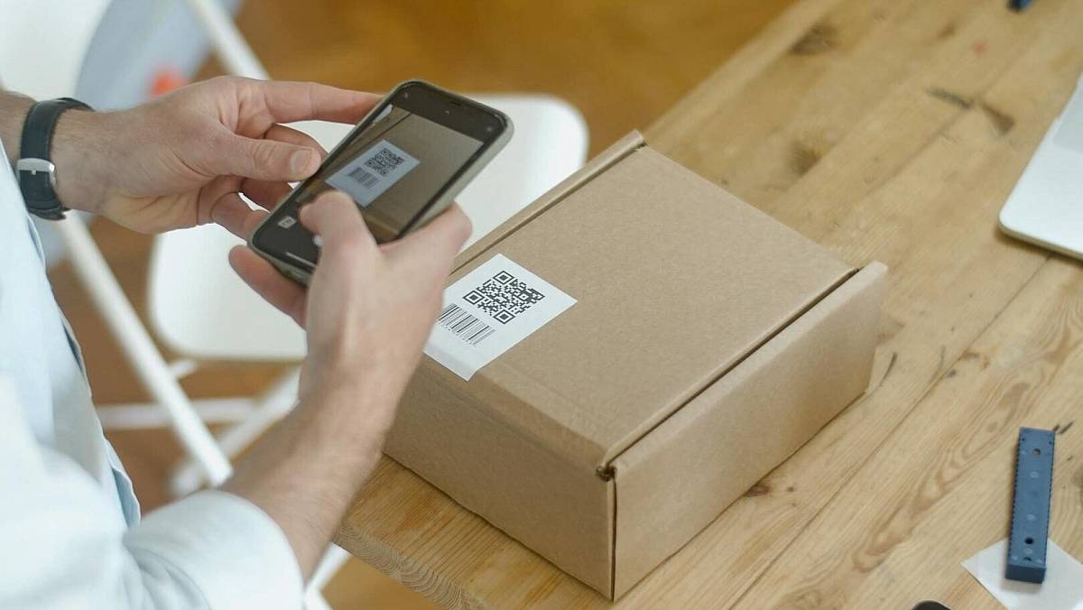 Podvody s QR kódy: Falešné odkazy míří na platební údaje i SMS služby