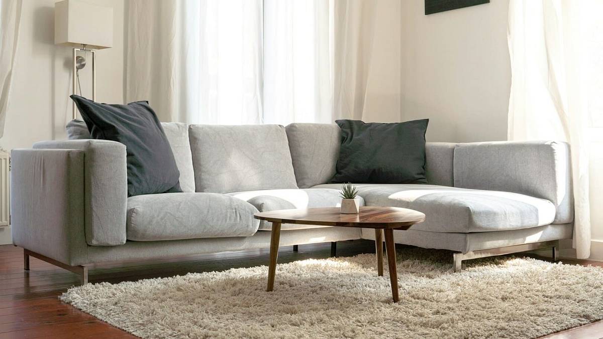 Flexibilita a design: Modulární sedačky si našly pevné místo v moderních interiérech