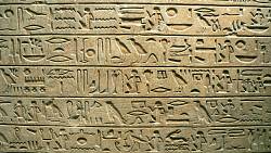 Tajemství hieroglyfů aneb jak se dešifrují staroegyptské texty