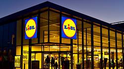 Tohle vám v supermarketu tají: Kvůli slevě se někteří chovají hůř než zvířata