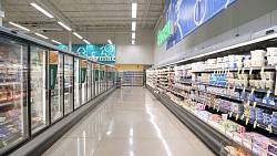 Tohle už není normální. Supermarkety dávají máslo i majonézu do zamčených boxů