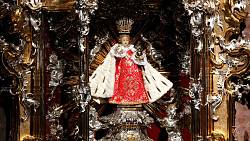 Nejopečovávanější soška – Pražské Jezulátko. Jeho uctívání je zcela výjimečné