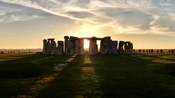 Starší než Stonehenge: Objev záhadné kruhové stavby u Prahy