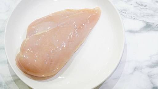 Kuřecí prsní řízky z netolického Penny obsahovaly salmonelu. Zkontrolujte mrazák