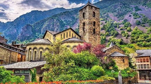 Andorra je plná tajemných míst. Škoda, že ji Češi ještě neobjevili. Engolasters láká nejvíc