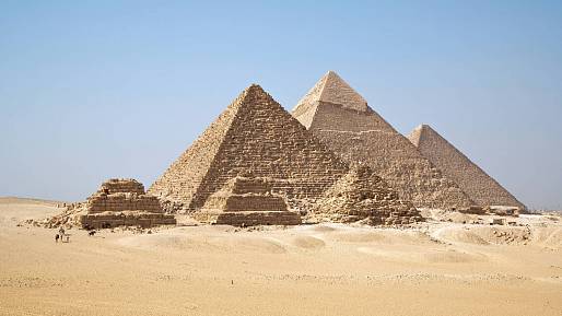 Důkazy podporující teorii, že pyramidy v Gíze nepostavili Egypťané, jsou stále přesvědčivější