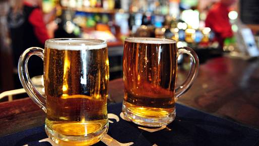 KVÍZ: Pivo, panák, šnyt… víte, co pijete, nebo jen koukáte po štamprli