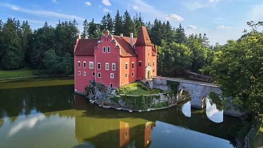 Necestujte do zahraničí, objevte krásy Česka