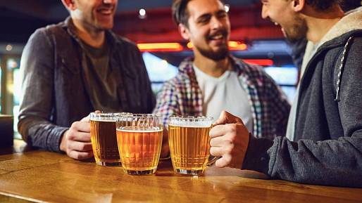 Hospodský kvíz: 10 záludných otázek. Jen 3 % lidí získají plný počet bodů