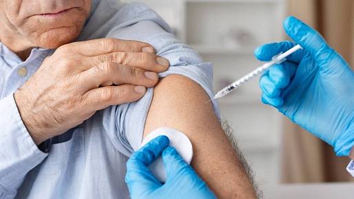 Nižší riziko demence: Očkování proti viru neštovic brání poškození nervového systému