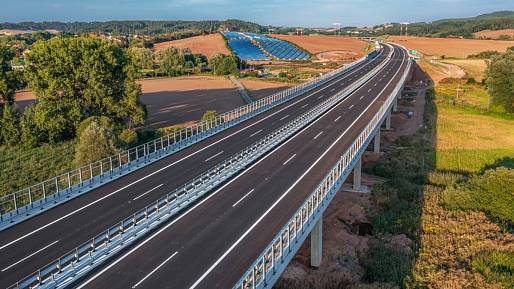 V Česku se staví 500 km nových dálnic. Podívejte, kudy přesně povedou