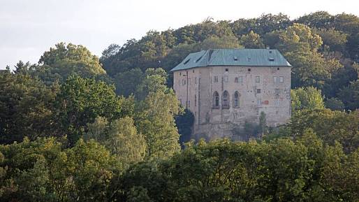 Ani Perchta, ani rarášek. Nejtajemnější hrad Česka obývají mnohem děsivější přízraky