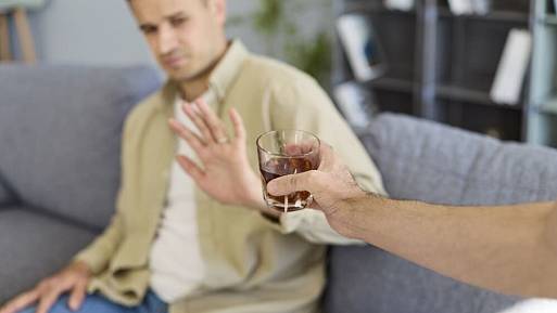 Kdy přestat pít alkohol, abyste se vyhnuli demenci?
